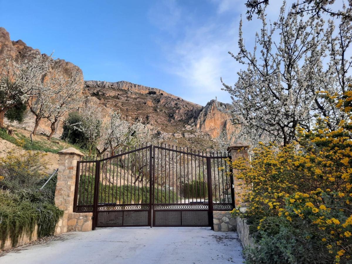 Cortijo El Chorreadero En Parque Natural Sierra De Cazorla Los Rosales  Екстериор снимка